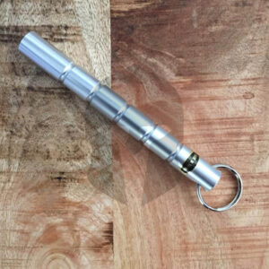 Kubotan Schlüsselanhänger Spezial Grip silber geriffelt
