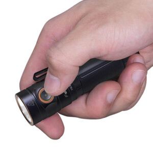 Fenix E30R LED Taschenlampe 1.600 lm mit USB