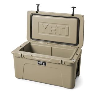 YETI Tundra 65 tan