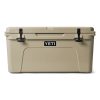 YETI Tundra 65 tan